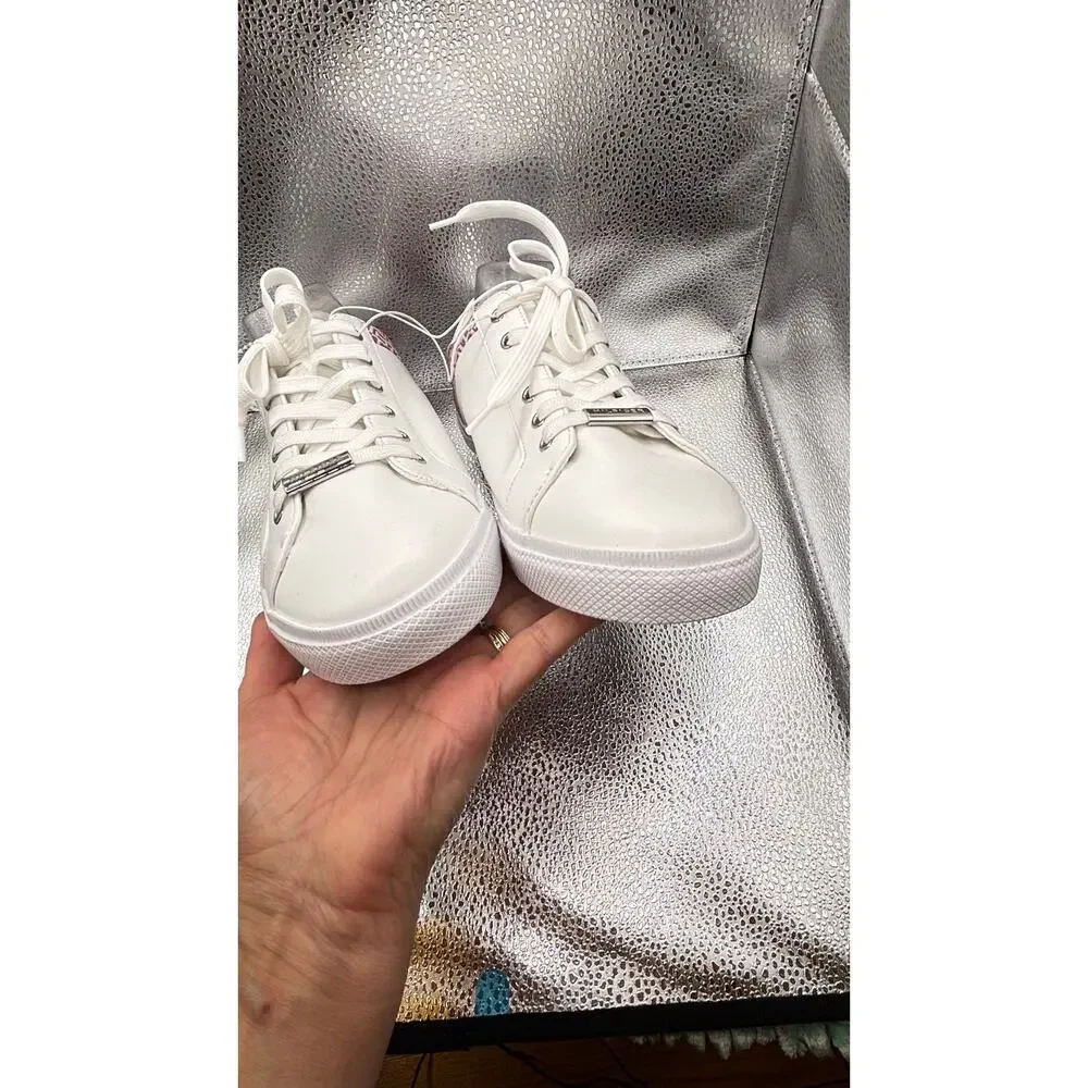 Tommy Hilfiger Lorio skater basketball white sneakers shoes women’s 11